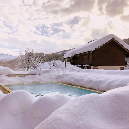 ピュイ・サン・ヴァンサンLes Chalets Du Parc Aux Etoiles - Cimes Et Neigeアパートメント エクステリア 写真