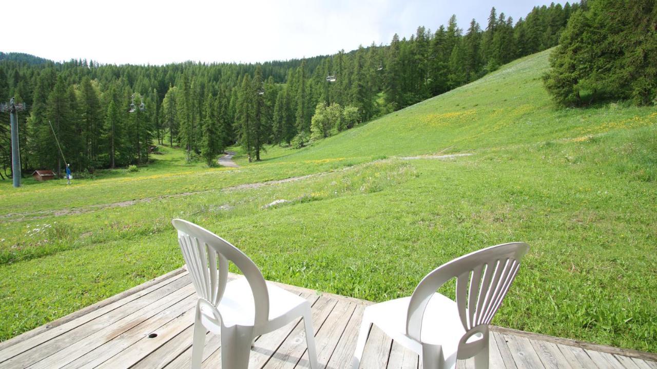 ピュイ・サン・ヴァンサンLes Chalets Du Parc Aux Etoiles - Cimes Et Neigeアパートメント エクステリア 写真